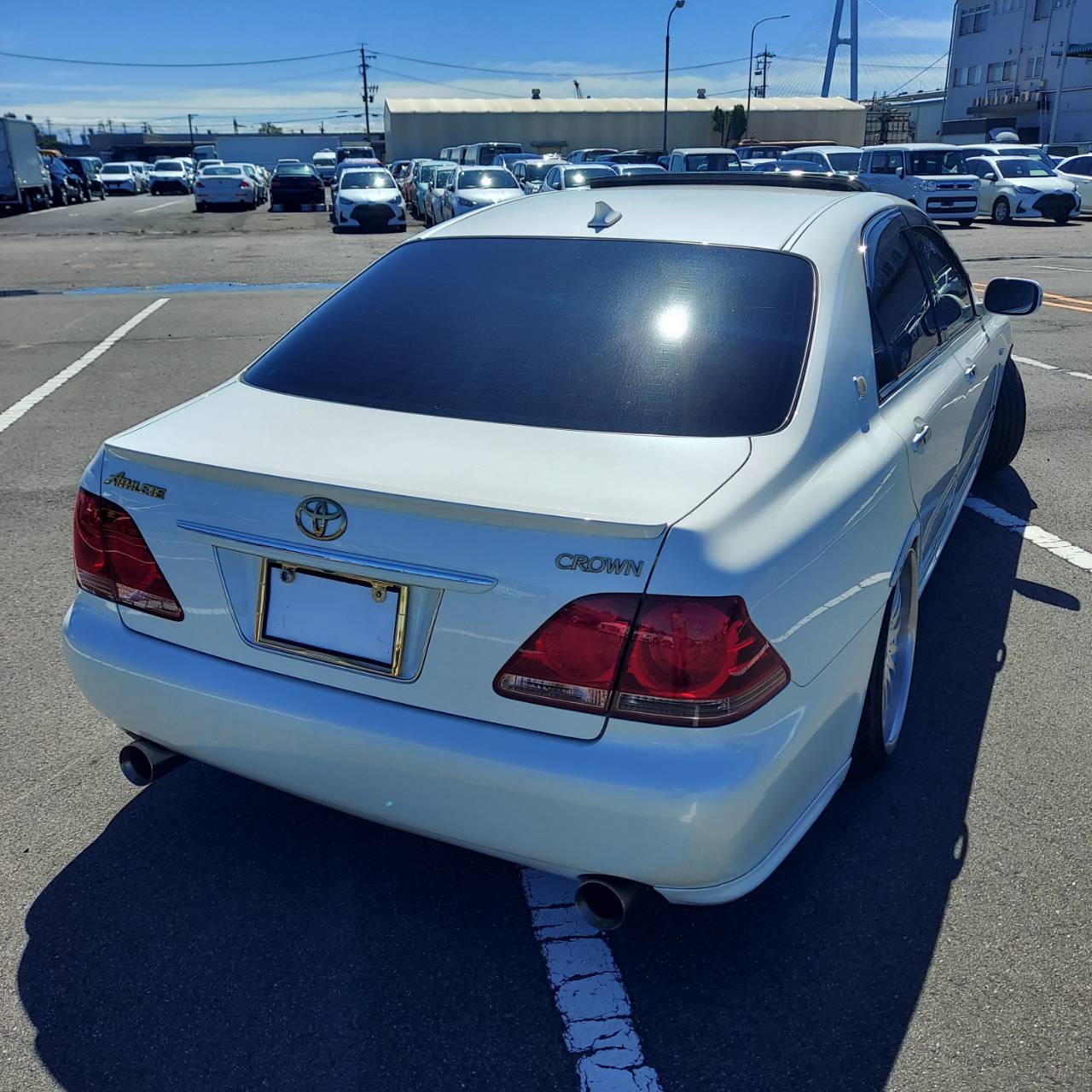 Toyota Crown Athlete