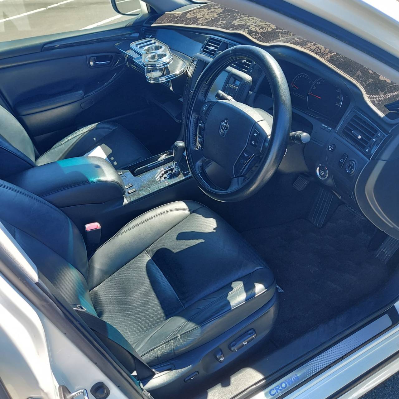 Toyota Crown Athlete