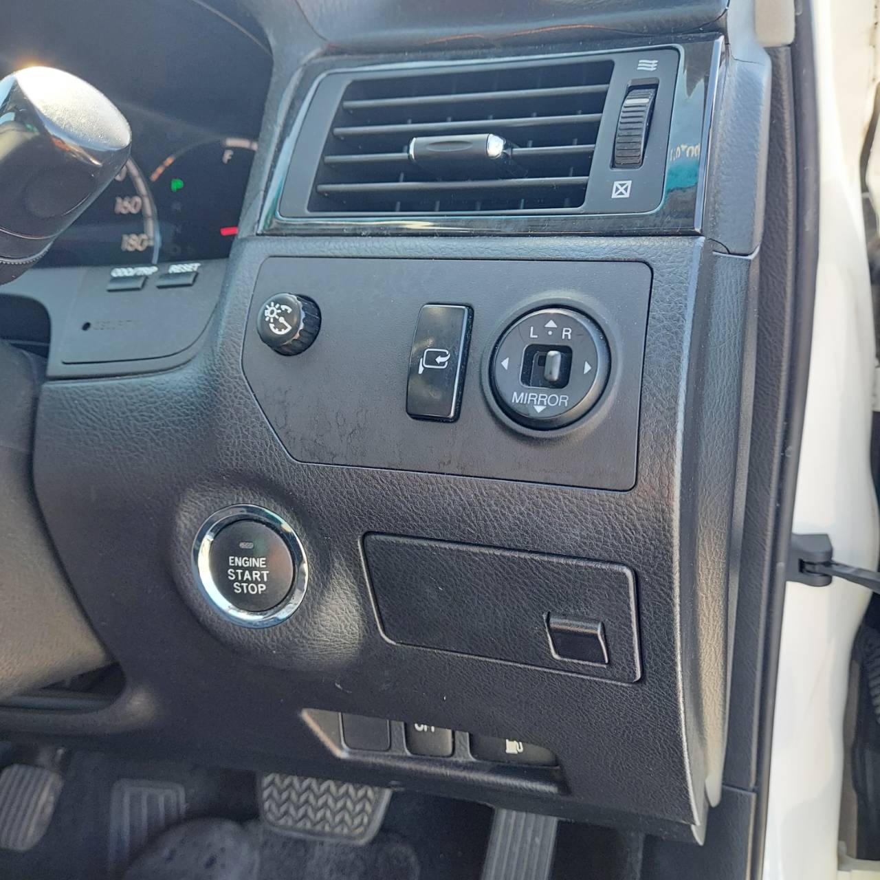 Toyota Crown Athlete