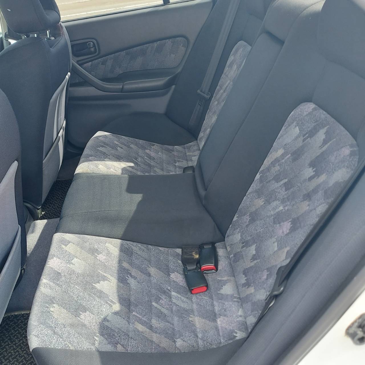 Nissan Skyline R34 2.5GT-X