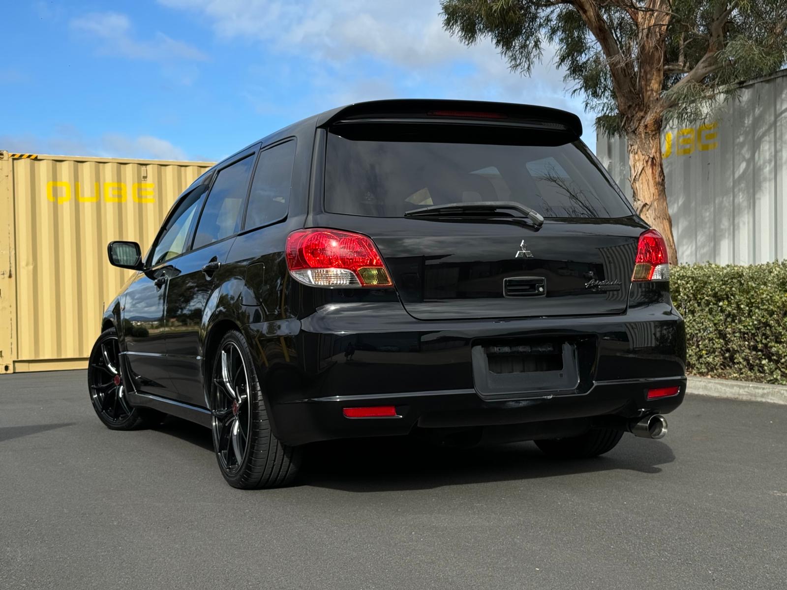 Mitsubishi Airtrek Turbo R