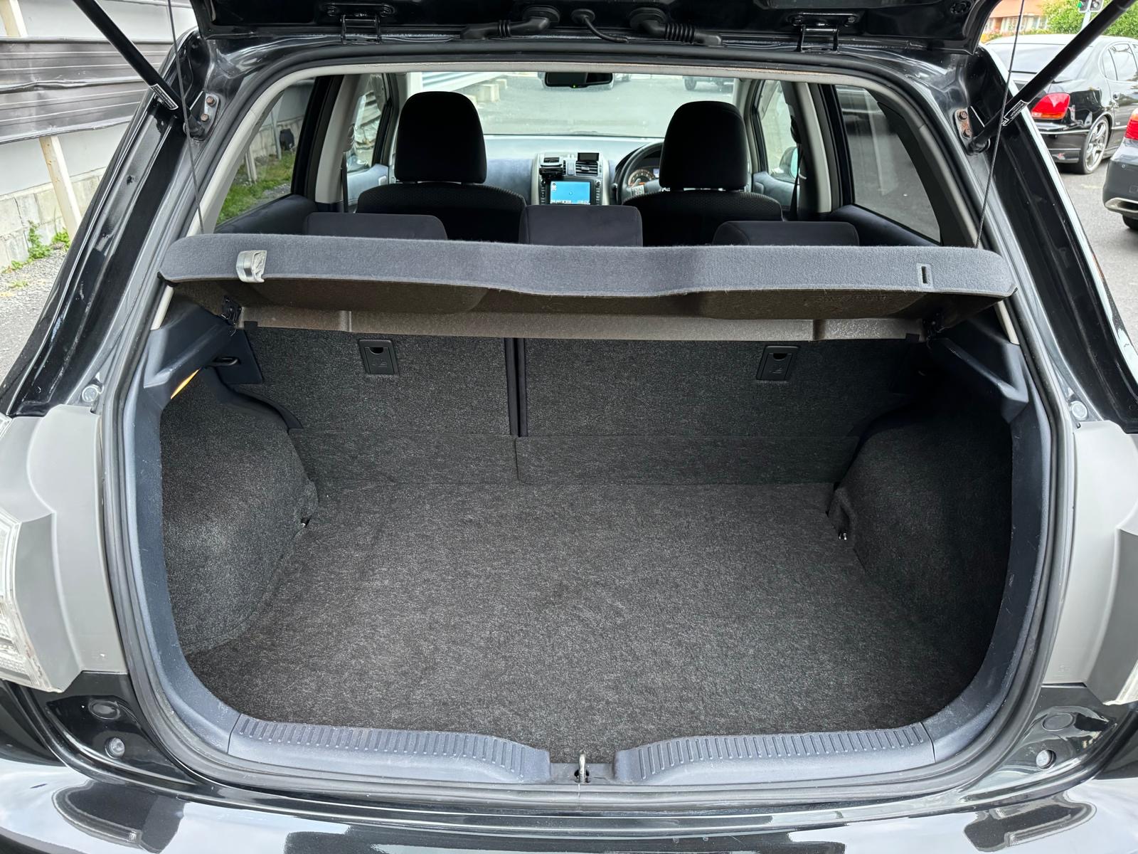 Toyota Blade Master G