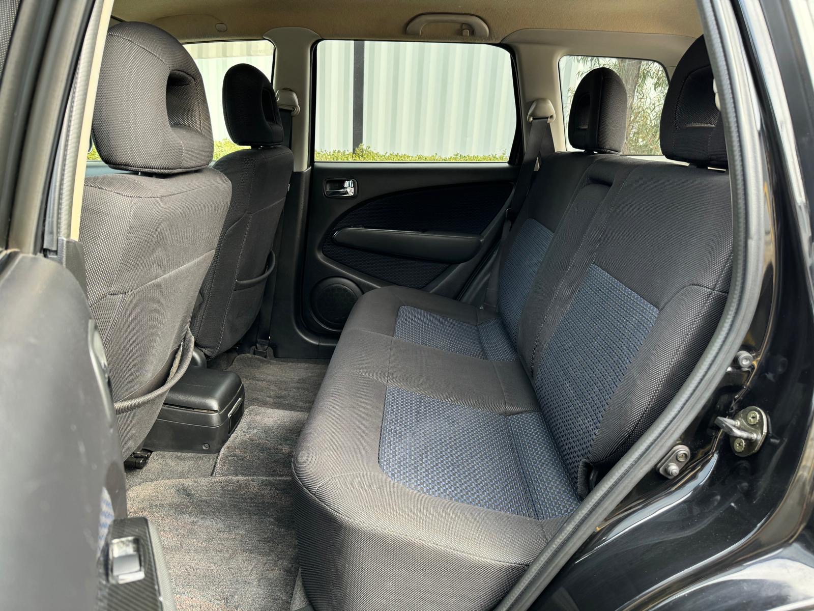 Mitsubishi Airtrek Turbo R