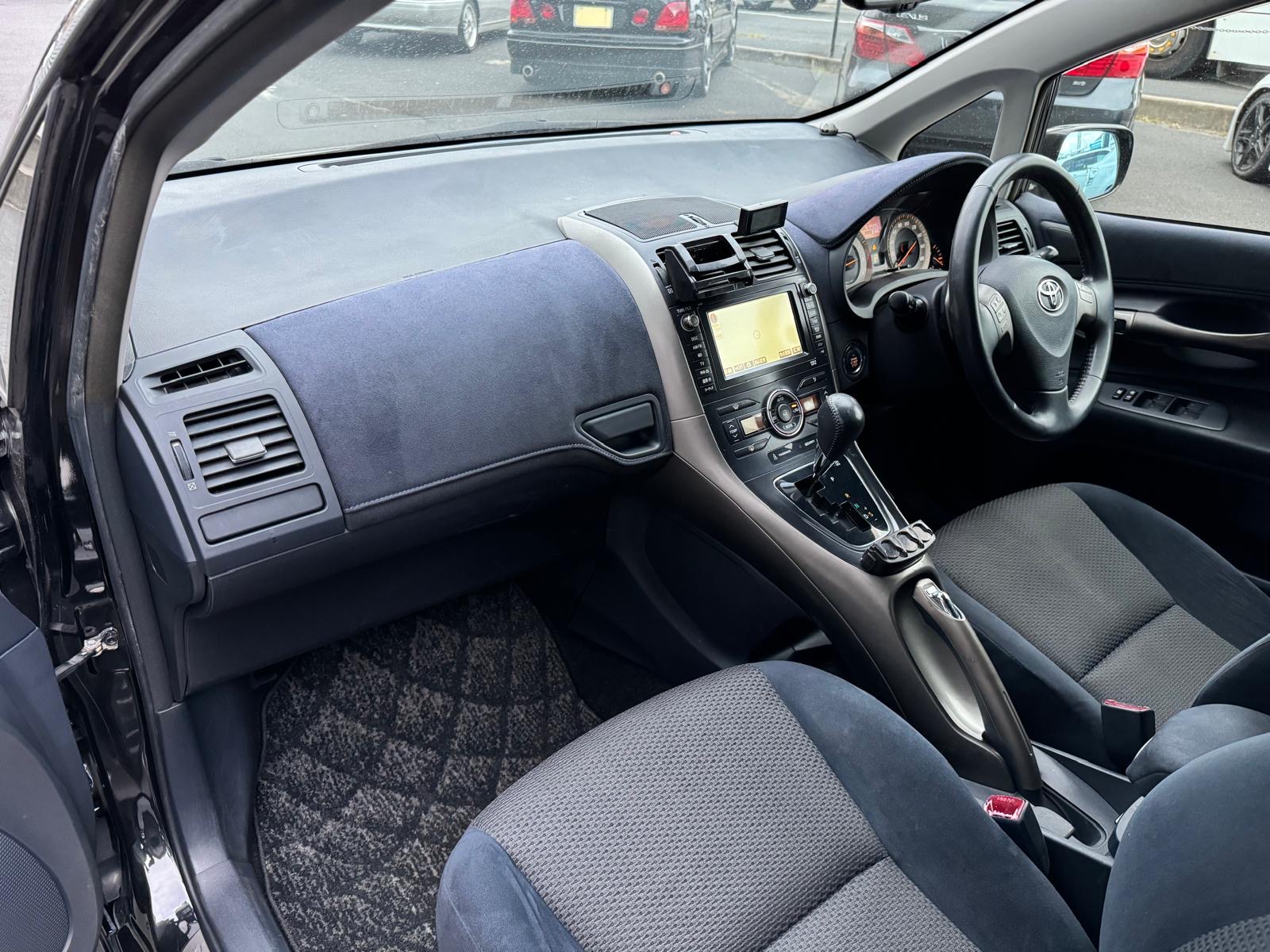 Toyota Blade Master G