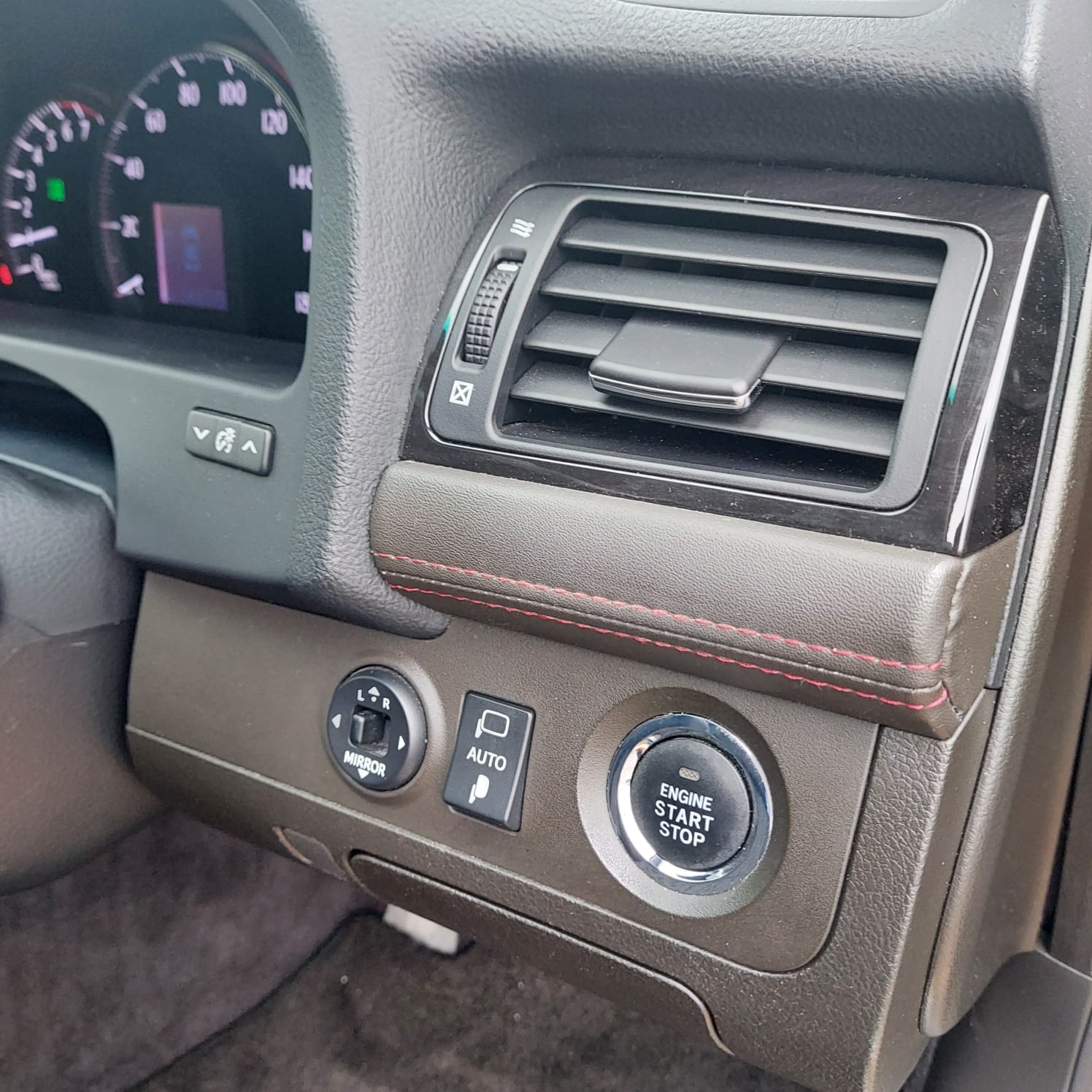 Toyota Crown Athlete