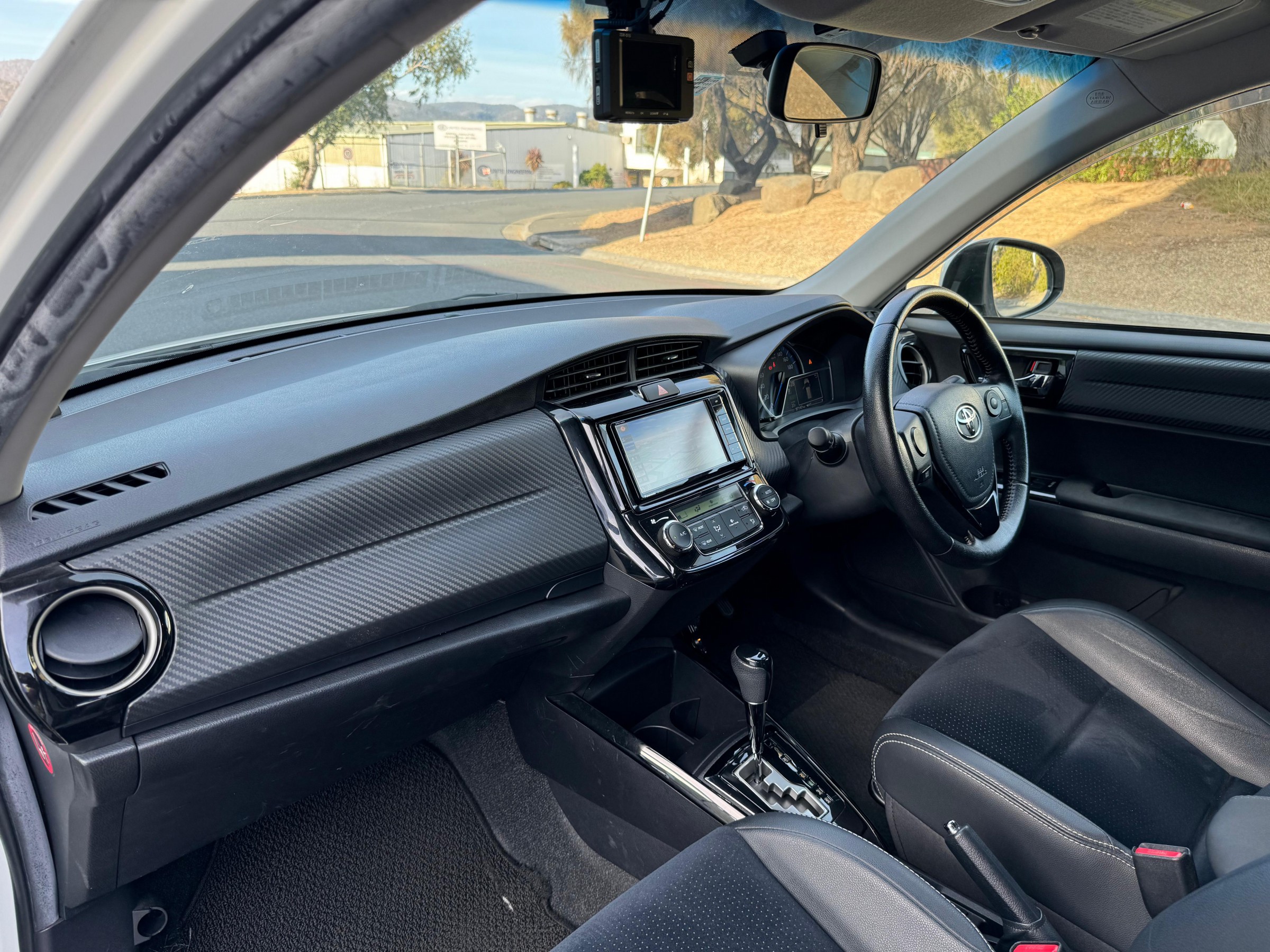 Toyota Corolla Fielder Hybrid